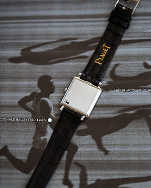 1960s Piaget in White Gold | Ref.927 | Cal. 9P | Original Unworn Strap and Original White Gold Buckle