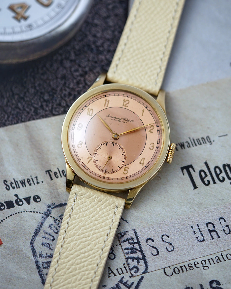1939 IWC Two-Tone Salmon Dial | Flat Bezel - Calatrava Style | Applied Numbers | Cal.83 | Yellow Gold 35mm