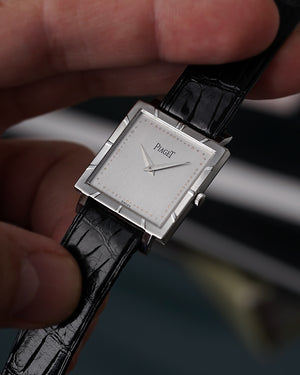 1960s Piaget in White Gold | Ref.927 | Cal. 9P | Original Unworn Strap and Original White Gold Buckle