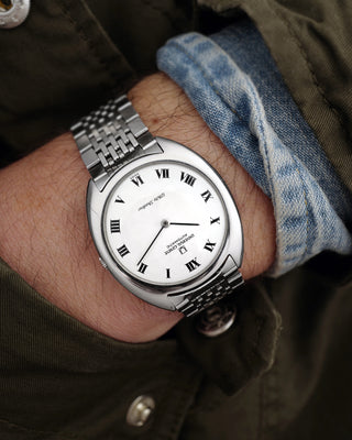 UNIVERSAL GENEVE WHITE SHADOW ジャンク品 Universal Genève White Shadow – Analog:Shift